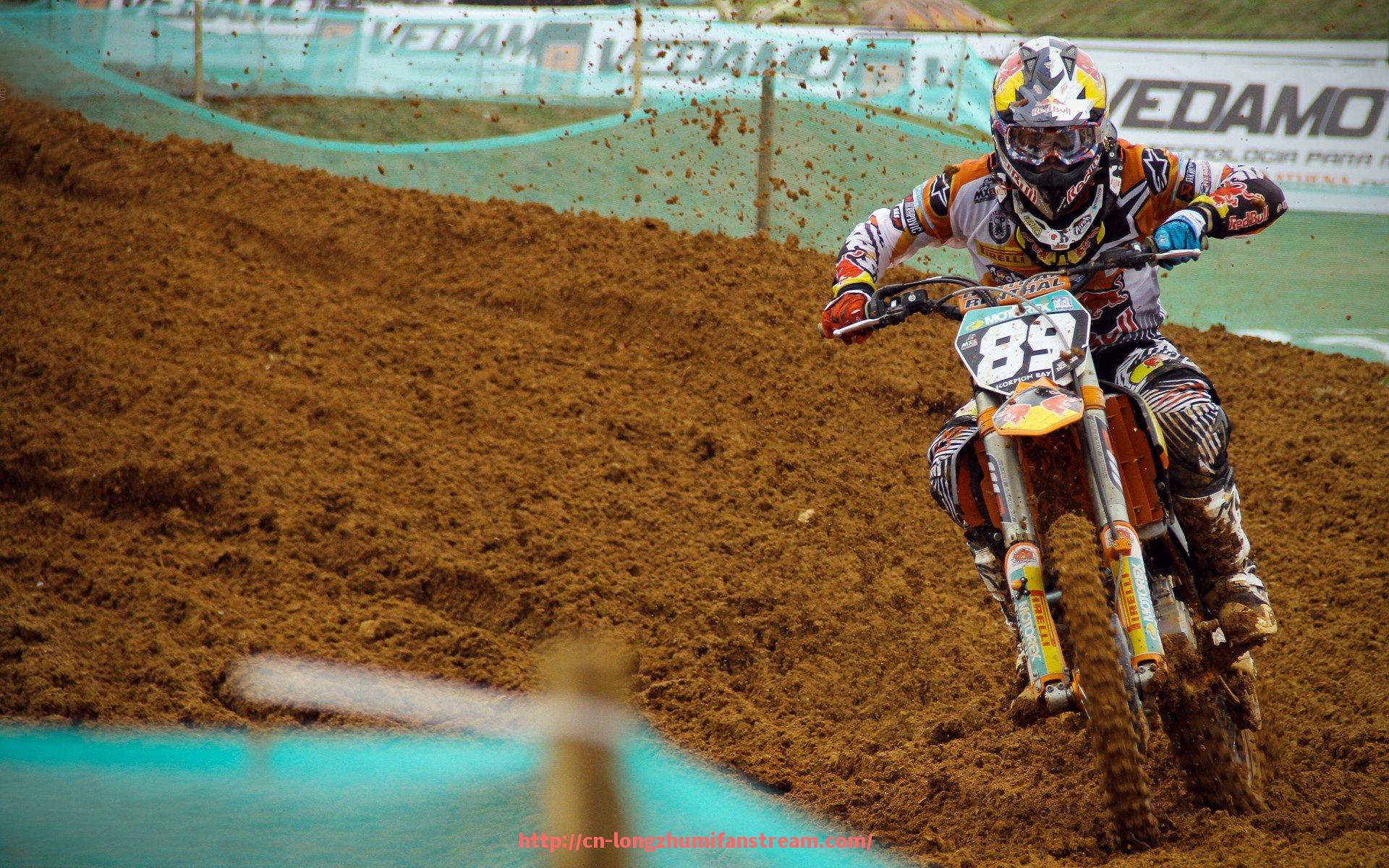 龙珠直播-意甲七姐妹球队:豪门球队的历史与现状分析